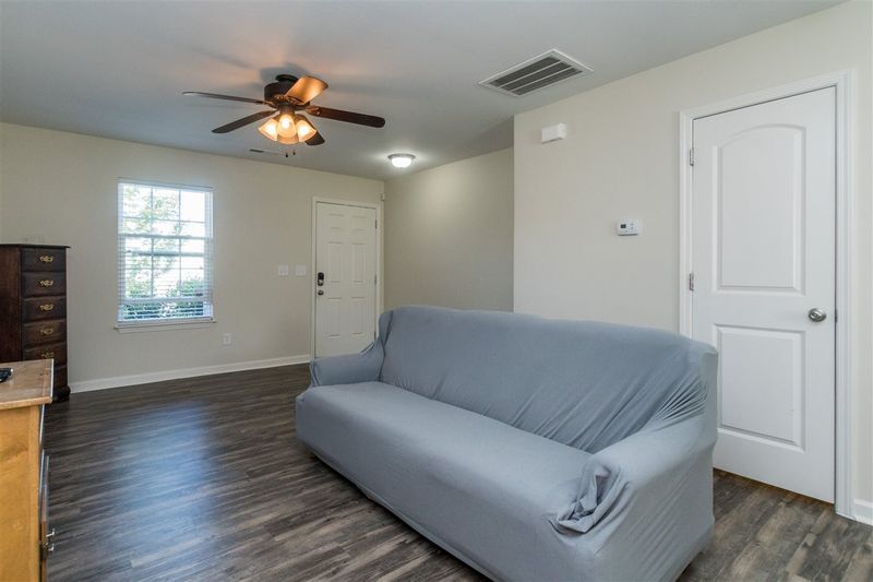 1325 Rutledge Landing Dr, Knightdale, NC 27545