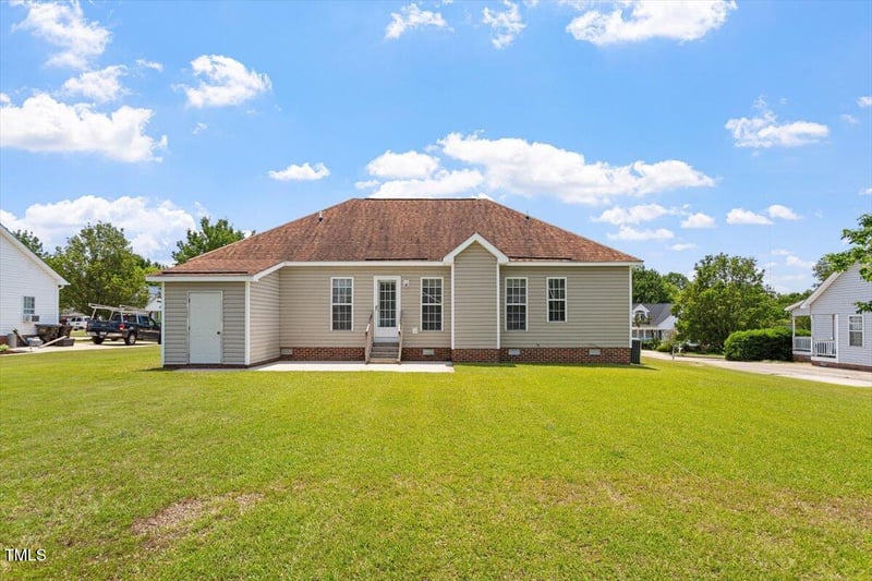 1325 Sweetclover Dr, Wake Forest, NC 27587