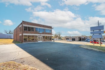 1326 S Church St, Burlington, NC 27215