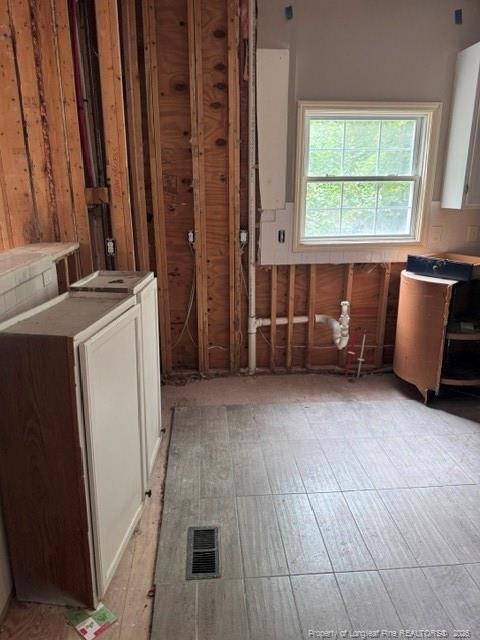1326 Cross Link Rd, Raleigh, NC 27610