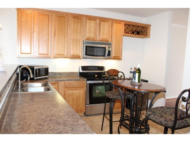 1326 Crystal Skye, Burlington, NC 27215