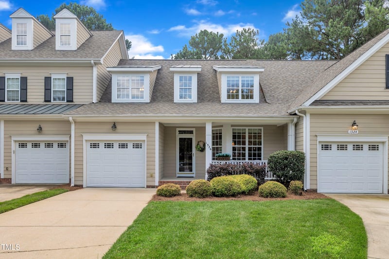 1326 Fairview Club Dr, Wake Forest, NC 27587
