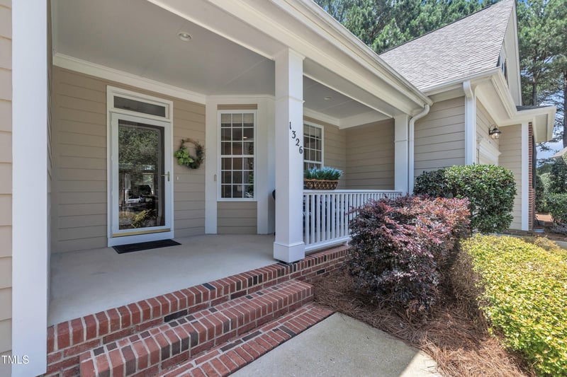 1326 Fairview Club Dr, Wake Forest, NC 27587