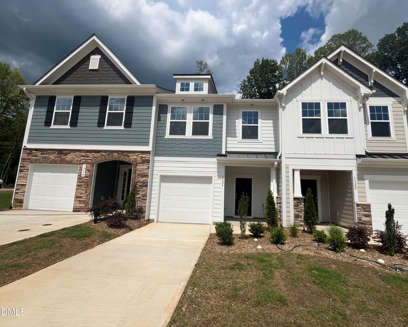 1326 Hammond Dr, Mebane, NC 27302
