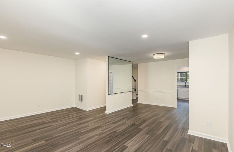 1326 Springlawn Ct, Raleigh, NC 27609