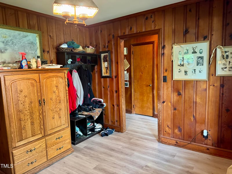 1326 Vandora Springs Rd, Garner, NC 27529