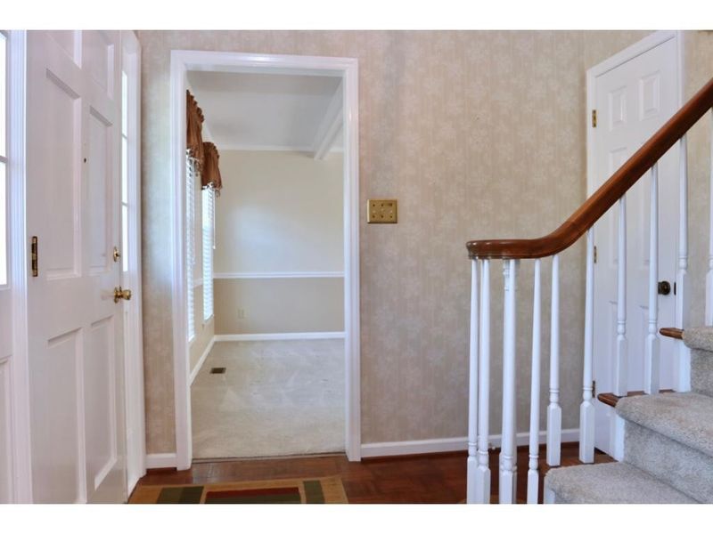 1328 Mccuiston Dr, Burlington, NC 27215