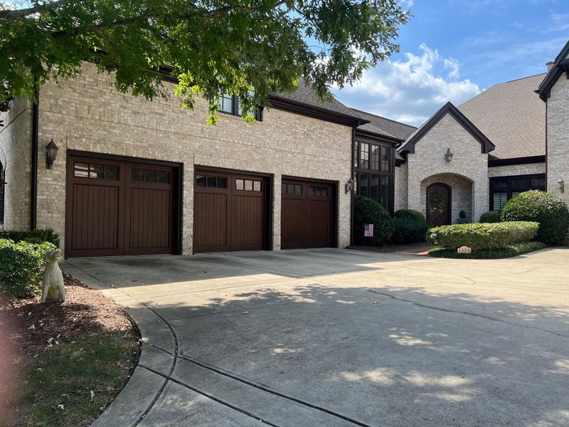 1328 Queensferry Rd, Cary, NC 27511