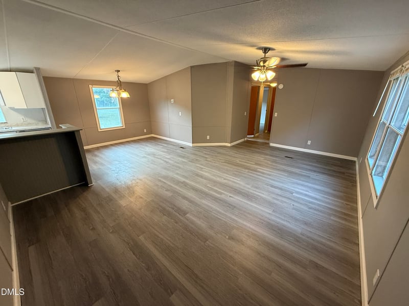 13289 Covered Bridge Rd, Zebulon, NC 27597