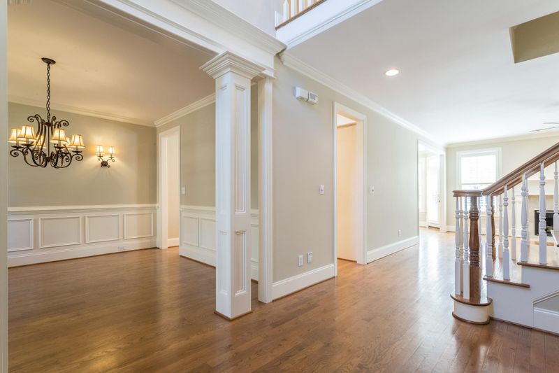 1329 Ballyclare Ct, Raleigh, NC 27614