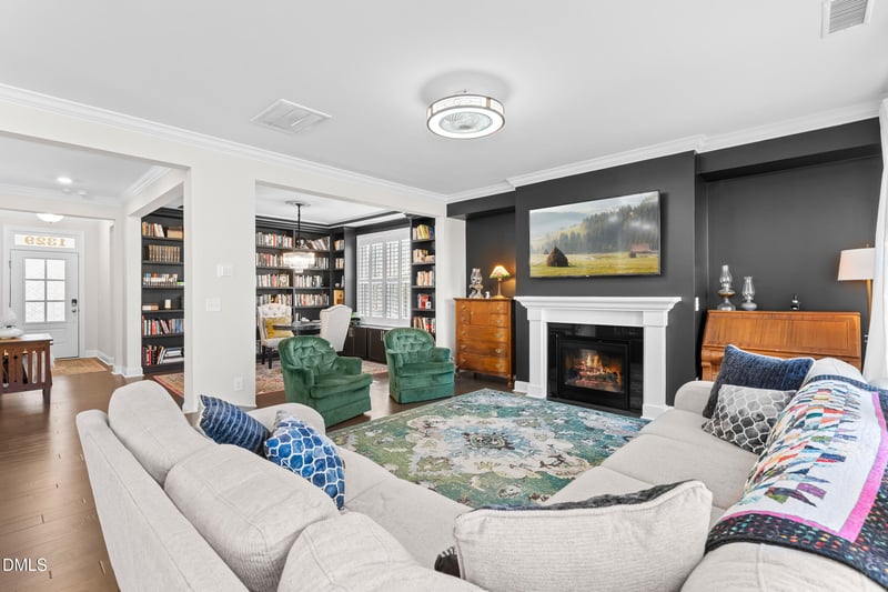 1329 Martin Creek Dr, Wake Forest, NC 27587