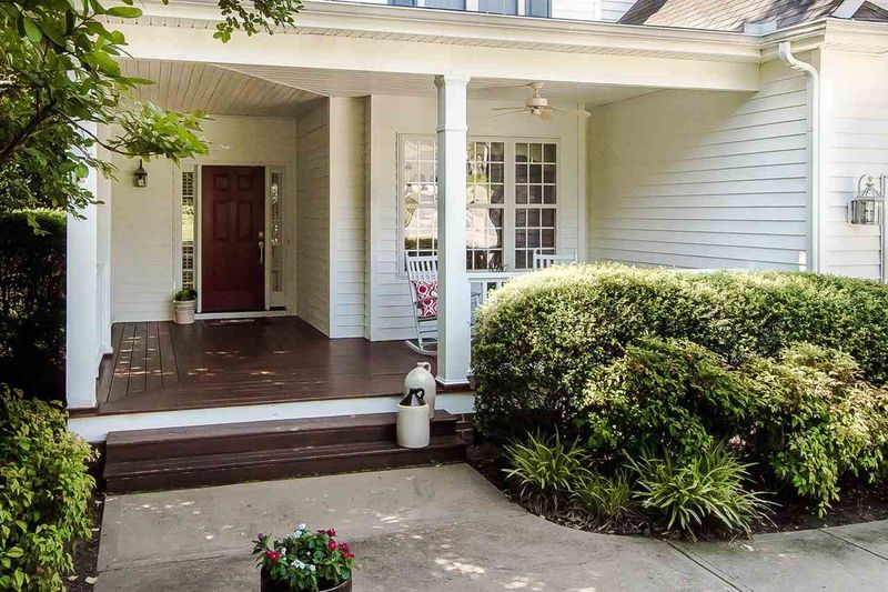 1329 Pendula Pa, Apex, NC 27502