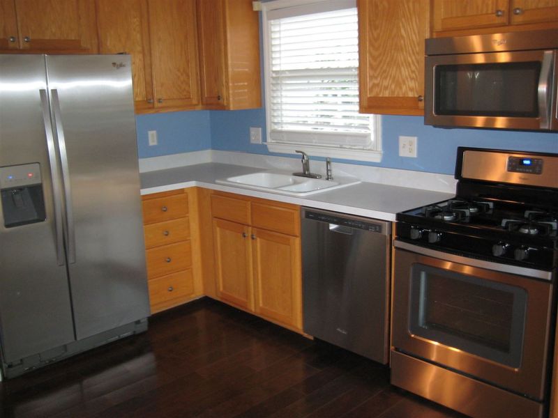 1329 Walkertown Dr, Raleigh, NC 27614