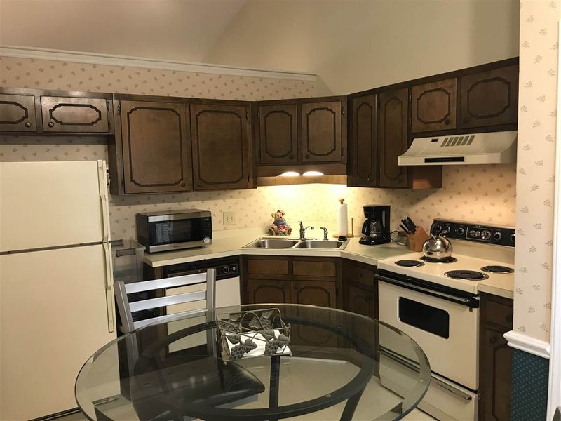 133 Boldleaf Ct, Cary, NC 27513