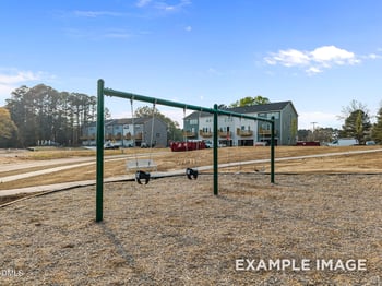 133 Broadway St, Knightdale, NC 27545