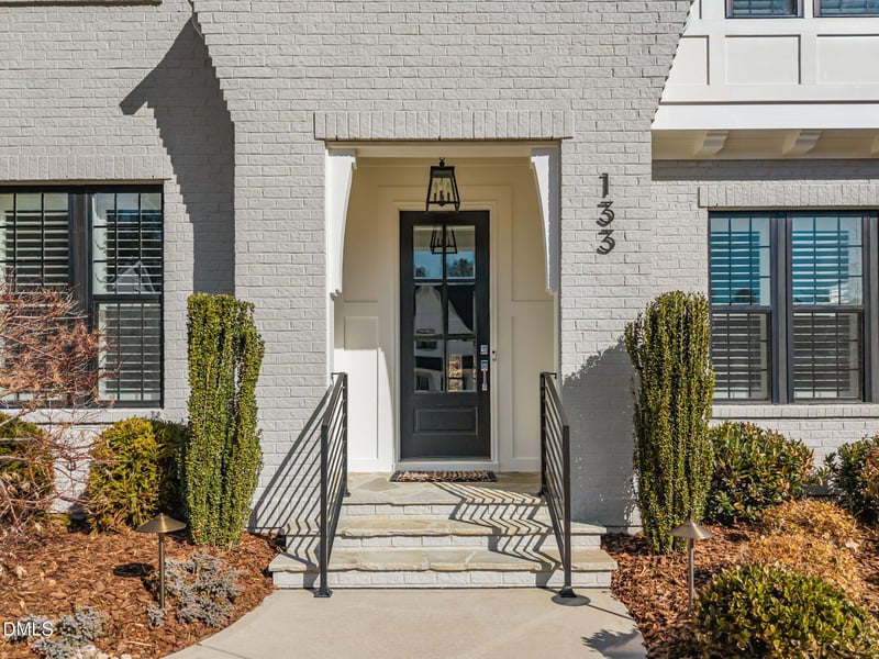 133 Burgundy Ln, Chapel Hill, NC 27516