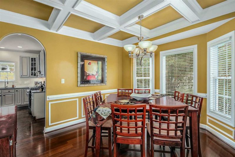 133 Challenge Rd, Raleigh, NC 27603