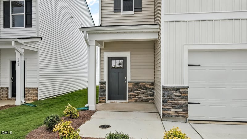 133 Chapel St, Fuquay Varina, NC 27526