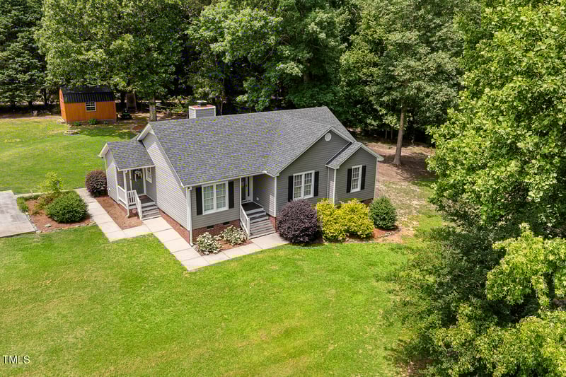 133 Creekstone Dr, Benson, NC 27504