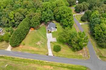 133 Creekstone Dr, Benson, NC 27504