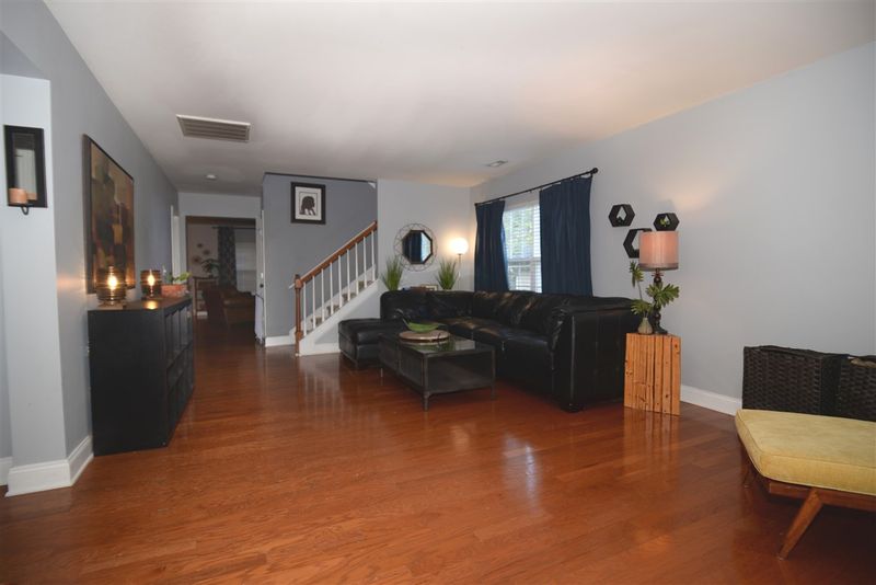 133 Georgetowne Dr, Clayton, NC 27520