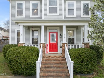 133 Haywood Ln, Clayton, NC 27527