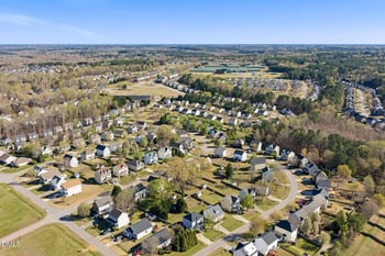 133 Haywood Ln, Clayton, NC 27527