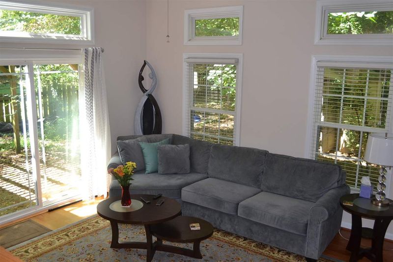133 Mallard Ct, Chapel Hill, NC 27516