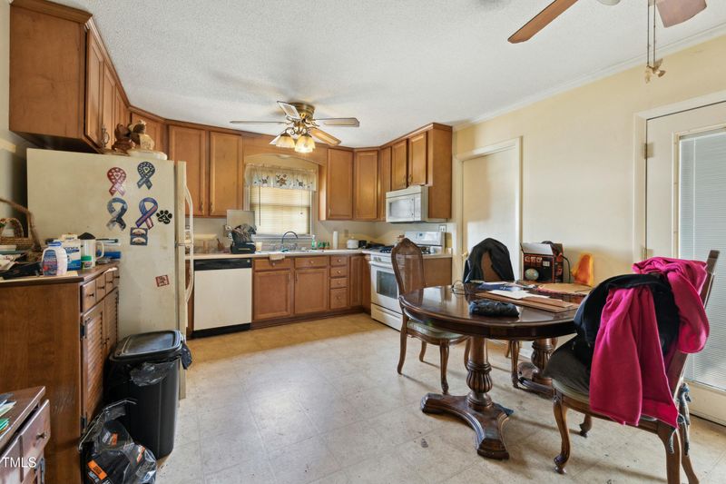 133 Montree Ln, Graham, NC 27253