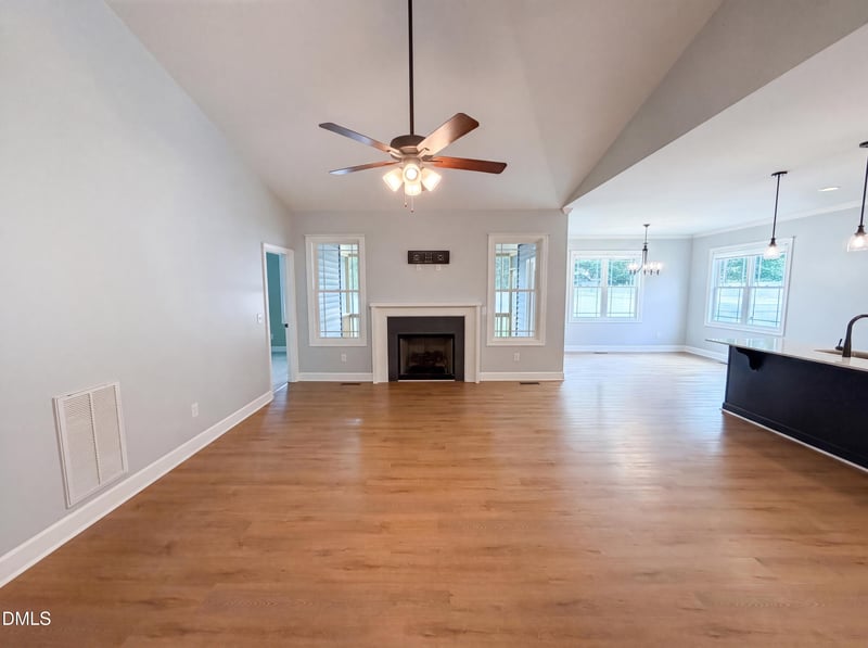 133 Ottawa Dr, Louisburg, NC 27549