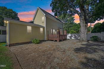 133 Raleigh St, Holly Springs, NC 27540