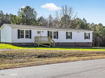 133 Sandy Plains Ln, Henderson, NC 27537