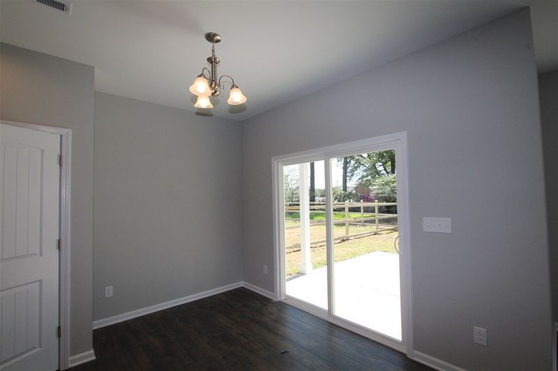 133 Sturgeon St, Smithfield, NC 27577