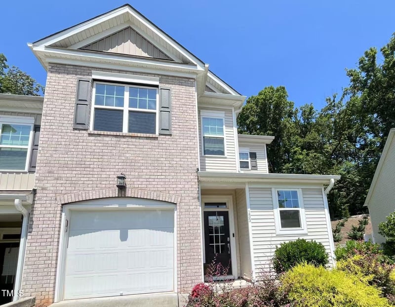 133 Walking Path Pl, Hillsborough, NC 27278
