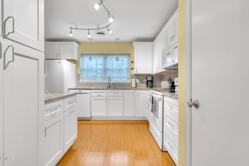 1330 Garden Crest Cir, Raleigh, NC 27609