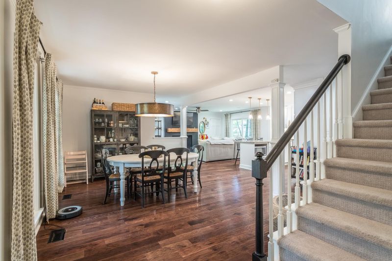 1331 Bloomingdale Dr, Cary, NC 27511