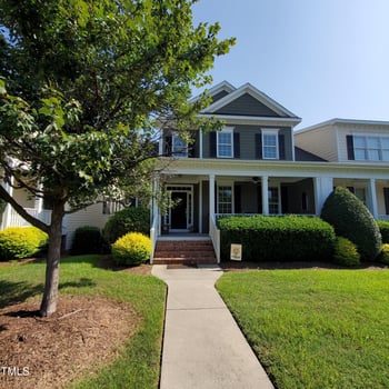 1331 Center St, Apex, NC 27502