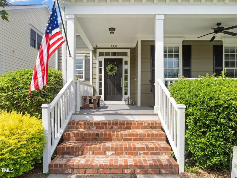1331 Center St, Apex, NC 27502