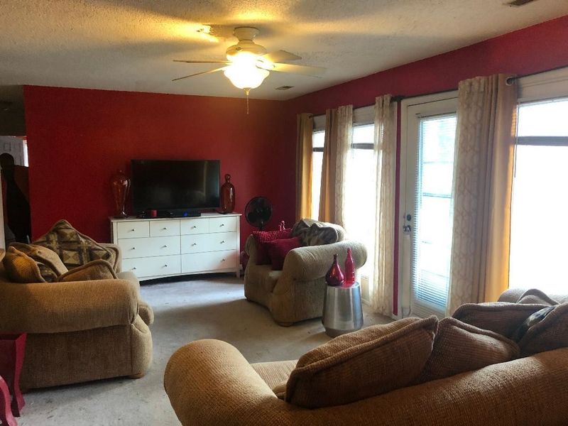 1331 Park Glen Dr #204, Raleigh, NC 27610