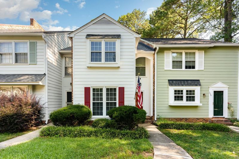 1332 Garden Crest Cir, Raleigh, NC 27609