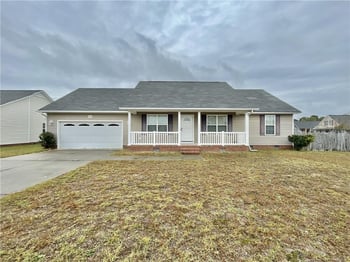 1332 Snowy Egret Dr, Fayetteville, NC 28306