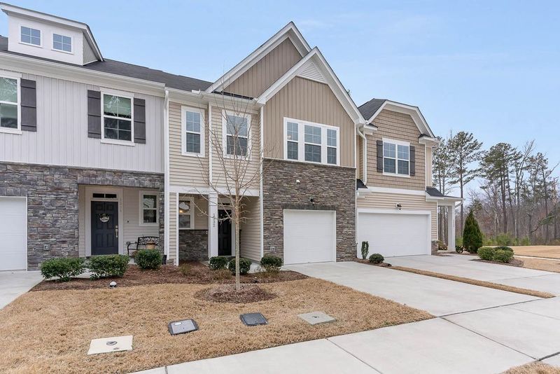 1332 Southpoint Trl, Durham, NC 27713