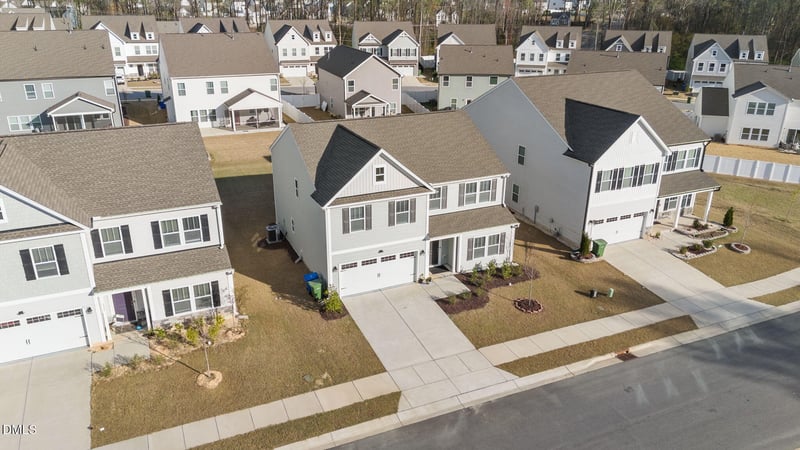 1333 Amos Park St, Fuquay Varina, NC 27526