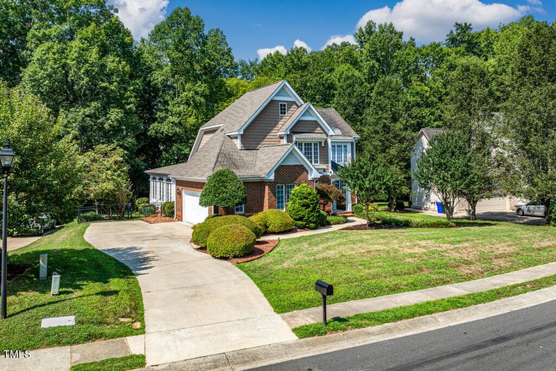1333 Saint Andrews Dr, Mebane, NC 27302