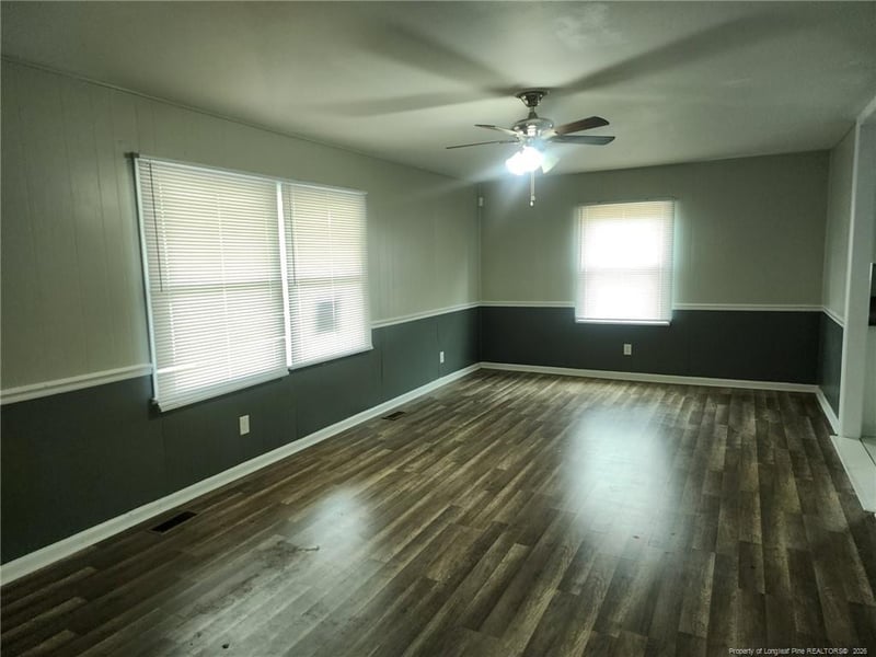 1334 Camelot Dr, Fayetteville, NC 28304