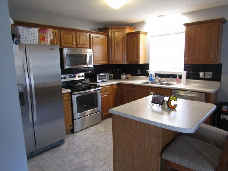 1334 Durham Meadows Dr, Burlington, NC 27217