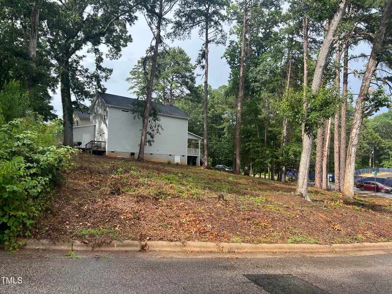 1334 Kent Rd, Raleigh, NC 27606