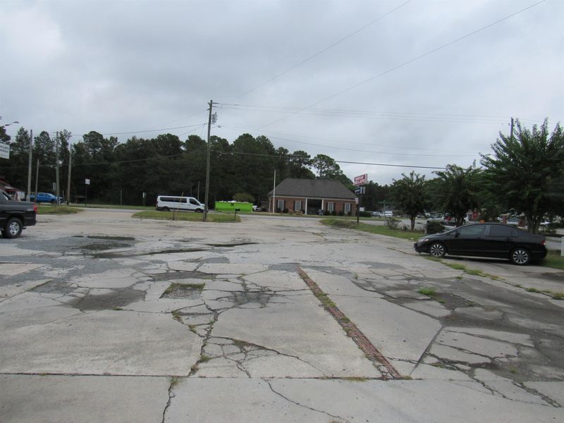 1335 N Brightleaf Blvd, Smithfield, NC 27577