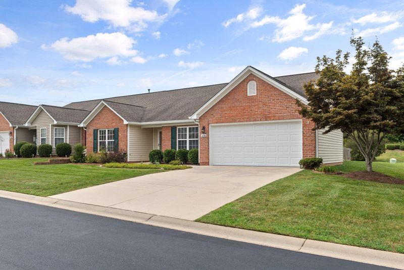 1336 Coppergate Trl, Burlington, NC 27215