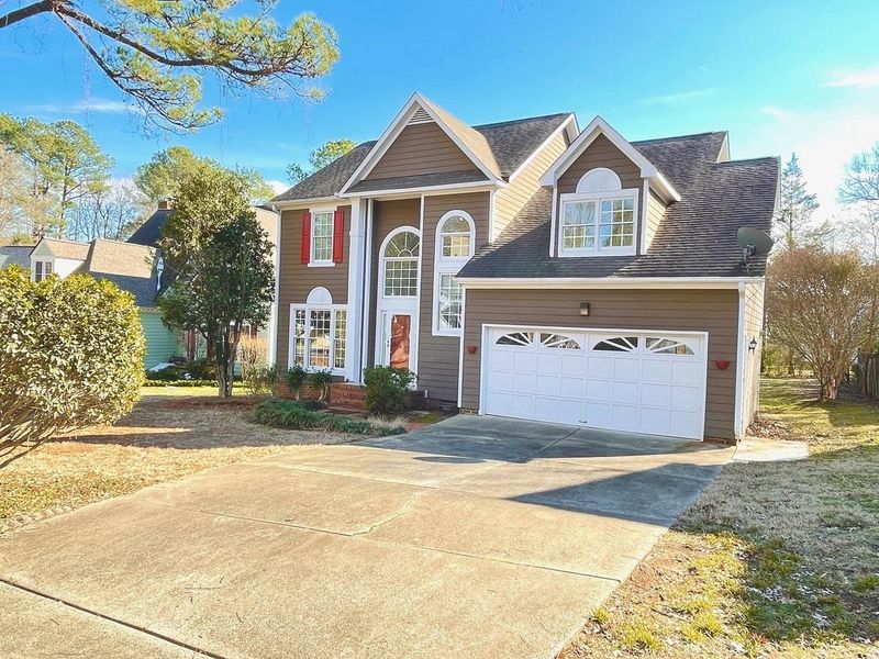 1336 Daventry Ct, Chapel Hill, NC 27517